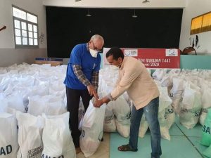 أسماء في فعل الخير…الدكتور الصيدلاني بالقنيطرة توفيق  لحلو الحاضر الناظر في فعل الخير في كل المناسبات …