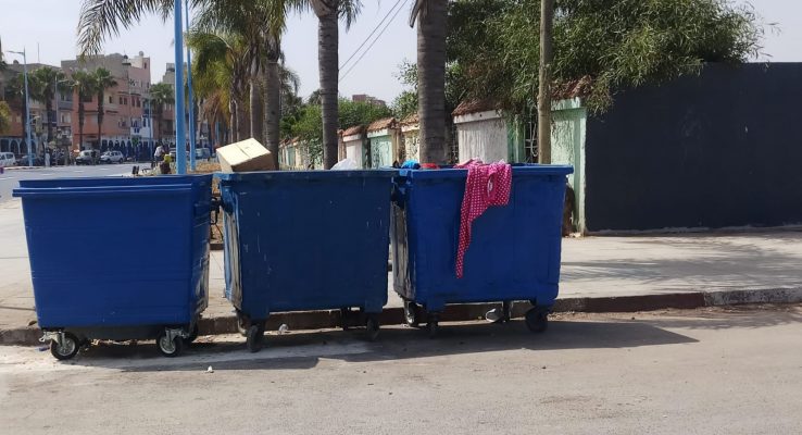 بداية انفراج أزمة النظافة في بوزنبقة بداية انفراج أزمة النظافة في بوزنبقة