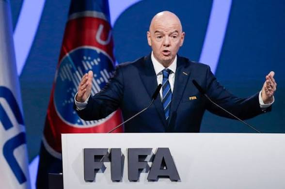 “فيفا” ينفي تقديم وعود للمغرب بشأن نهائي مونديال 2030 مقابل دعم إنفانتينو